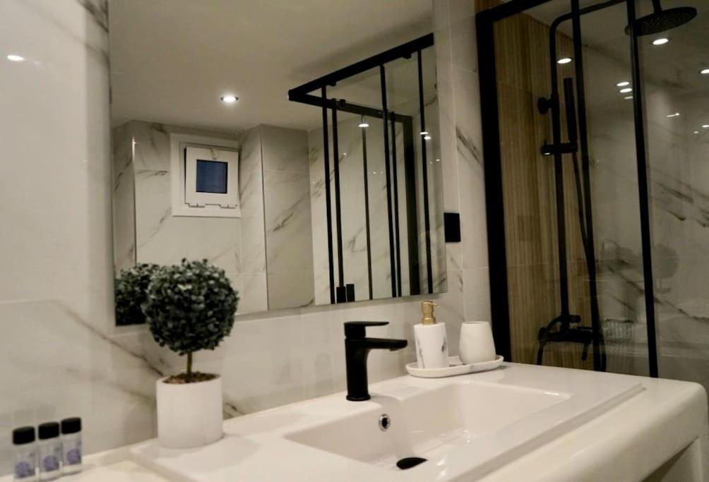 Cosy Loft Appartement Patras Buitenkant foto