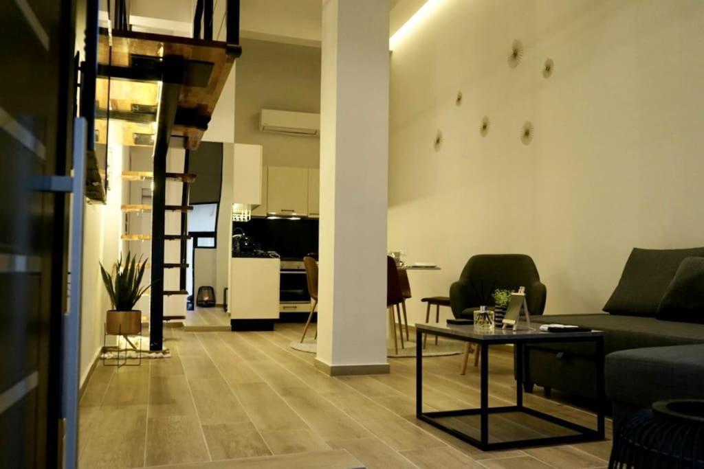 Cosy Loft Appartement Patras Buitenkant foto
